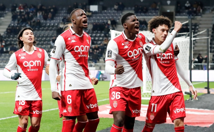 monaco geri donusu yapti nicei 2 golle gecti HtuBwyd4