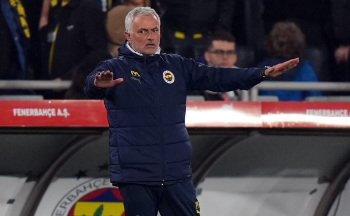 mourinhonun galatasaray karsisinda kayip ILg7WdWl