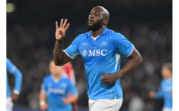 napoliden milana karsi gecit yok