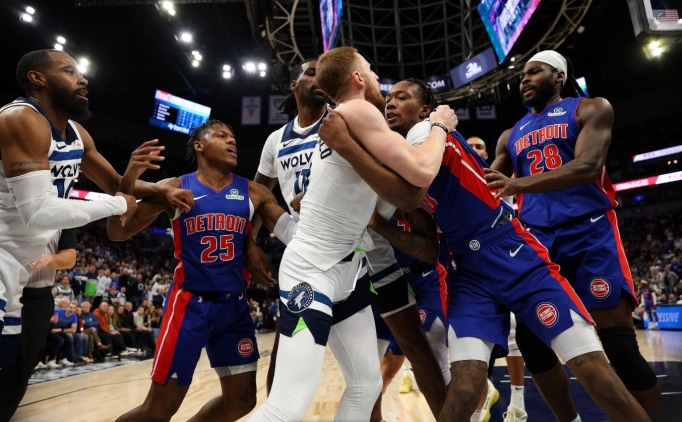 nbaden stewarta 2 mac dort oyuncuya ise birer mac ceza ysERGnDR
