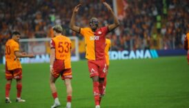 osimhenden kariyerinin 6nci uclemesi nI8p5jdi
