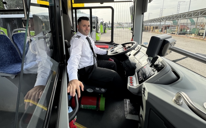 otobus soforu esiyle kurdugu akademide kaleci yetistiriyor eOB4RVuF
