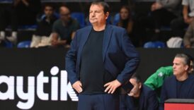 panathinaikos 15 sayi farktan donerek kazandi 8wjbyESX