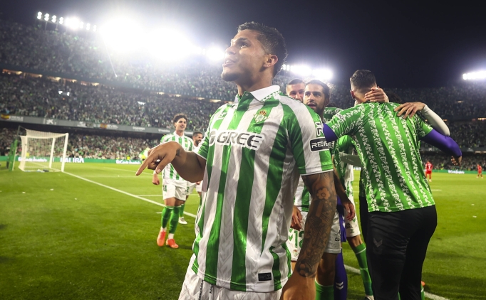 real betis derbide sevillayi yendi