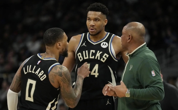 rivers lillard ve antetokounmpo ile kriz toplantisi yapti HEwp8q1a