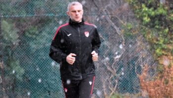 super ligin profesor hakemi ogrencilerini spora yonlendiriyor r5vT6fj5