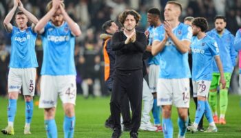 trabzonspor seremoniye down sendromlu bireylerle cikacak kpeSEASi