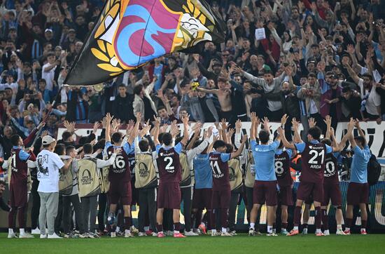 trabzonsporlu gencler turkiyeyi gururlandirdi 0 8EsLJvqj