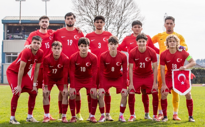 u19 milli takim gallere kaybetti lSV53yvb