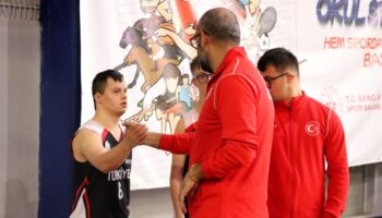 ufuk bulut hedefim down sendromlu sporcularla sampiyonluk G8gvG82e