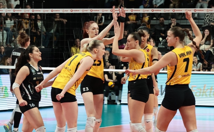 vakifbank eczacibasini uc sette devirdi I4upJGaW