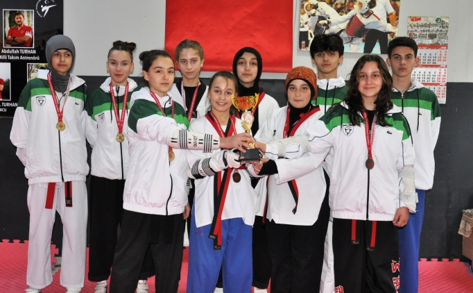 yesilayin genc sporcularin hayali milli forma 9yPByAQk