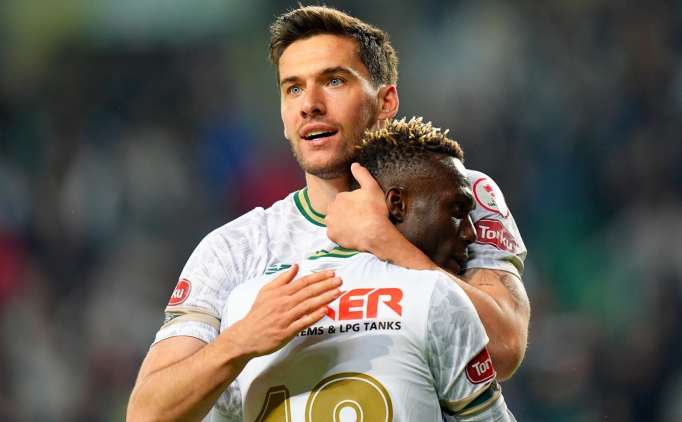 ziraat turkiye kupasinda ilk yari finalist konyaspor FuDHmqim