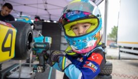 5 yasindaki zayn sofuoglu ingilteredeki karting yarislarinda podyuma cikti MpFa57JI