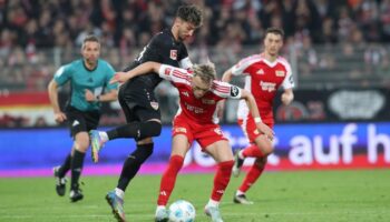 8 gollu karsilasmada kazanan yok union berlin 4 4 stuttgart Me2wuhfk