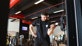 agabeyini yenerek bilek guresine baslayan para milli sporcunun bilegi bukulmuyor Tie1eLWm