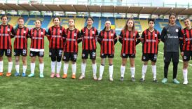 agridaki kadinlarin hedefi 1 lige cikmak DkxTgCM6