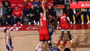 alperenin 26 sayisi yetmedi warriors curry ile 1 mactan galip cikti XkC1kybR