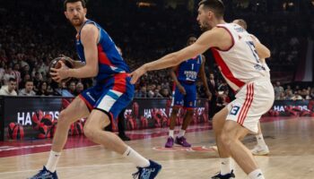 anadolu efes serisini uzatmada surdurdu cJKMlVG7