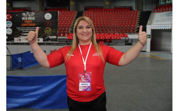 aynur bozdemirden 16 sampiyonluk UaM5YDsF
