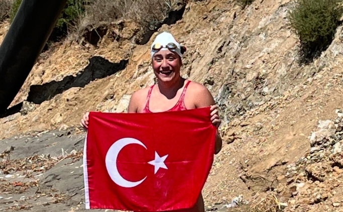 aysu turkoglu kaiwi kanalini gecmek icin kulac atacak
