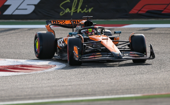 Bahreyn'de pole Piastri'nin 1 bahreynde pole piastrinin TAXF6AP6