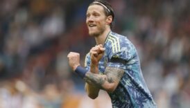 besiktas eski yildizini getiriyor weghorst wwUmDlTG