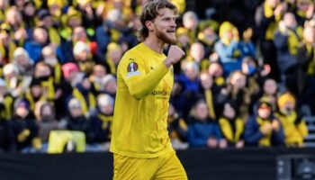 besiktasa kuzeyden golcu kasper hogh jCG5JY7k