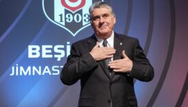 besiktasta yabancilara kapi gozuktu MQIYxfRg