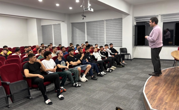 boks milli takimina yonelik egitim konferansi duzenlendi wRiXDy7a