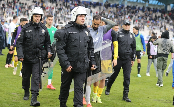 erzurumspor ile istanbulspor arasinda cok buyuk gerginlik SRL38dpm