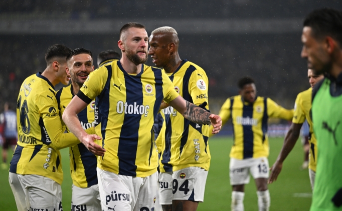 fenerbahce 4 kez geriye dustugu bir maci kazandi haEKeuB2