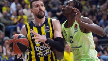 fenerbahce beko ve anadolu efesin play offtaki ilk iki macinin programi belli oldu mfGv6wby