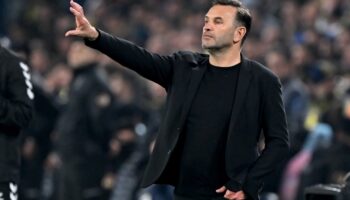 fenerbahce derbisi galatasarayin miladi oldu XpR22Z31