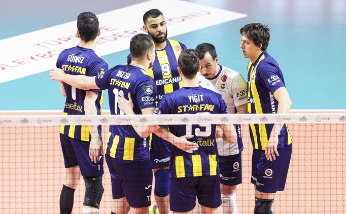 fenerbahce efeler liginde ucunculuk ucin parkede rh7YuAzq