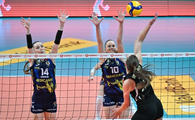 fenerbahce ile vakifbank serinin ikinci macinda karsi karsiya aRKmYMsu