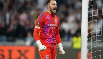 fenerbahce lucas perri icin lyonla anlasti ZCMVYkQ7