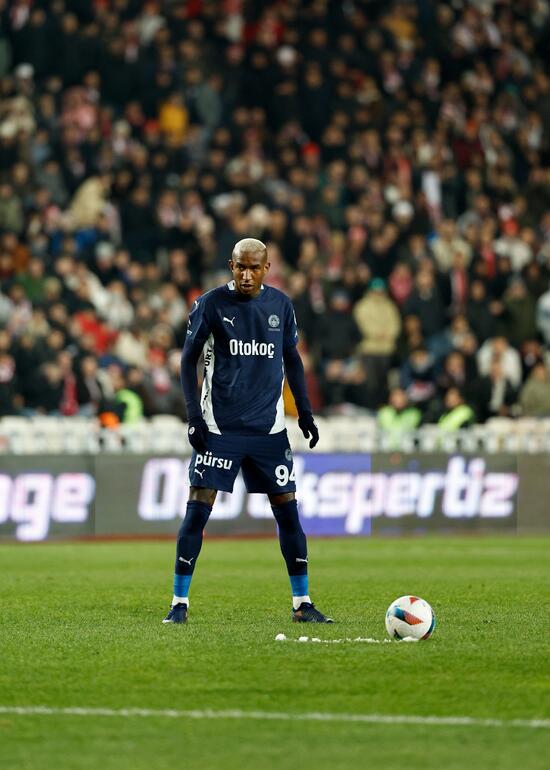 fenerbahce sivasta hata yapmadi ve takibi surdurdu 3 TgArfT5H