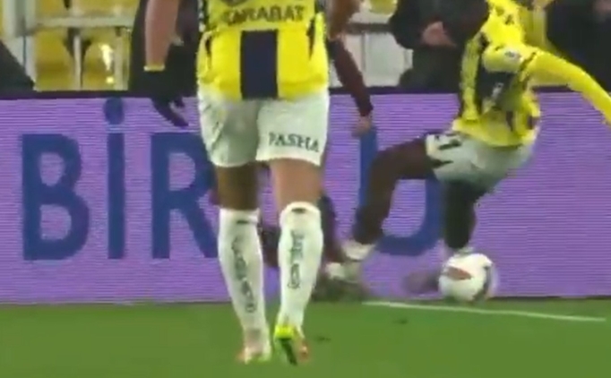 Fenerbahçe, VAR uyarısıyla penaltı kazandı 1 fenerbahce var uyarisiyla penalti kazandi XnlAGm4C