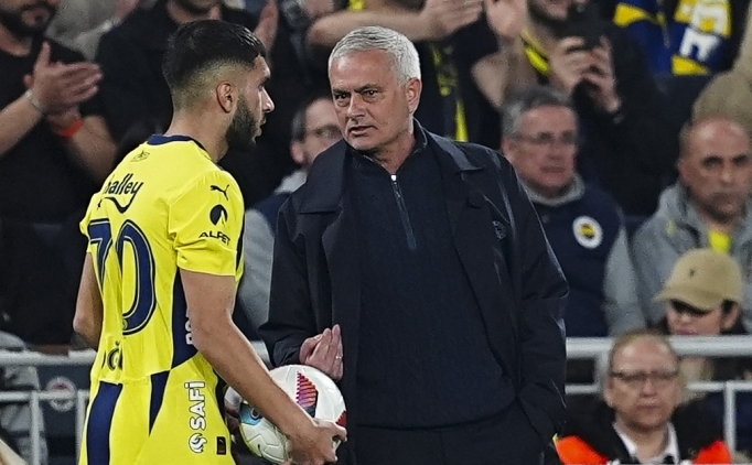 fenerbahcede jose mourinhodan oyuncularina uyari ZwpnOcQU