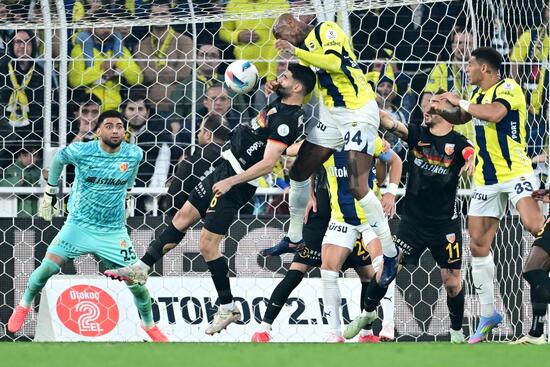 fenerbahceden kayserispor macinda 904te puan kaybi 1 Je8mvmWY