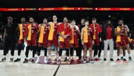 galatasaray avrupada rovans macina cikiyor V7RfU1Lf