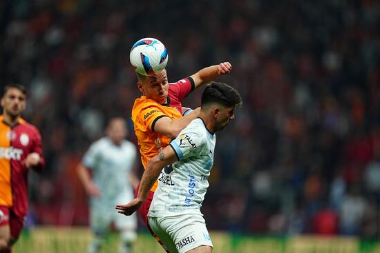 galatasaray bodrumu iki golle gecti ve farki 6 yapti 0 mzk4GPrd