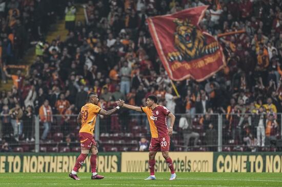 galatasaray bodrumu iki golle gecti ve farki 6 yapti 1 kjzE4IQa