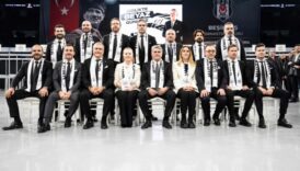 hakan daltaban besiktasin ne oldugunu anlatmaya calisiyoruz e2UxXZQ8
