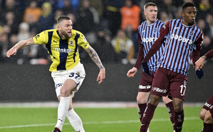 hem savunur hem atar milan skriniar jUFmjWAW
