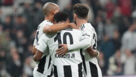 ilker yagcioglu besiktas en buyuk sikintisini gol yollarinda yasadi YtHSEKjs
