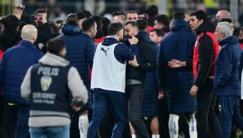 iste fenerbahce galatasaray derbisinin pfdk sevkleri PVbJJQpK