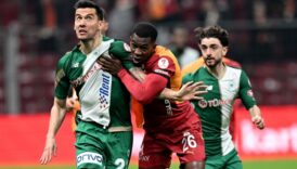 iste turkiye kupasinda hakemler JC5rMArE
