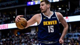 jokic nuggetsin savunma performansindan son derece rahatsiz MKyzAsPg
